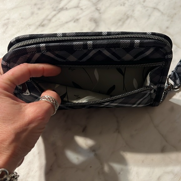 Lug Tandem Zip RFID Wallet Grey Plaid NWOT - Picture 4 of 4